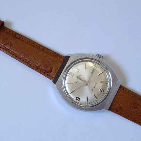 VINTAGE WIND UP WESCLOX, RUN GREAT - Picture 4 of 7